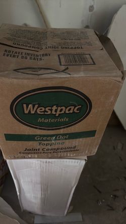 BRAND NEW IN BOX 3.5 Gal. Green Dot Topping Pre-Mixed Joint Compound (10 Box Minimum)