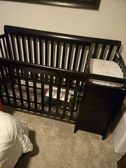 Baby crib