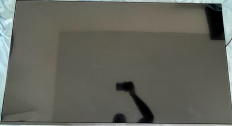 LG 50" 4K Smart TV (2025 Model) - Like New