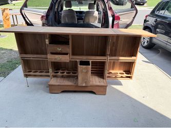 Solid Wood Portable Outdoor Bar / Entertainment Cabinet – Fold-Out Serving Station – Excellent Condition