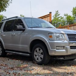 2010 Ford Explorer