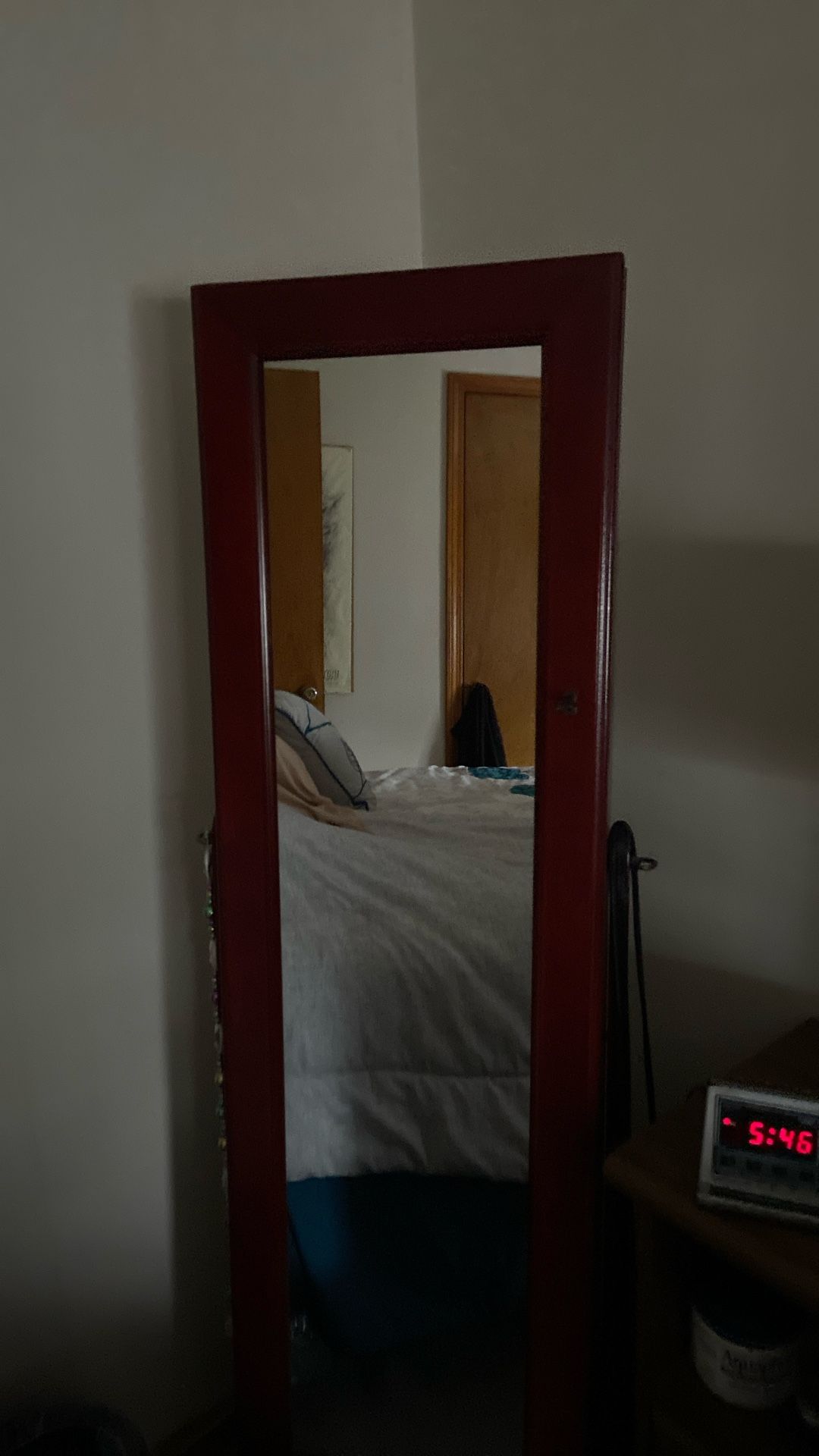 mirror jewelry cabinet 