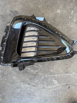 grill and headlight right side Hyundai Sonata