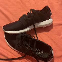 Adidas Tubular 