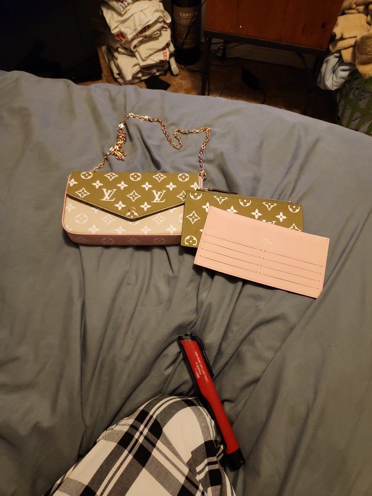 Louis Vuitton Purse