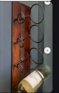 Wine holder