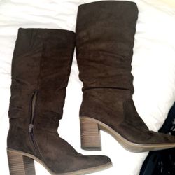 Brown Knee High Boots Size 6.5 / 7