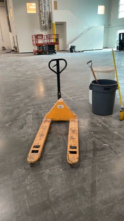 Pallet jack