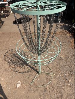 Disc golf basket