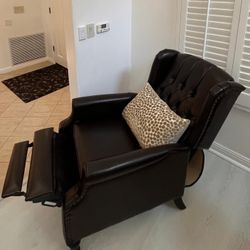 Great Reclining Single Sofas! 