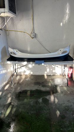 2016-2017 Toyota RAV4 OEM Used Rear Bumper Cover (BP0553)
