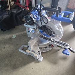 Kobalt Compact 10-in 15-Amp Dual Bevel Sliding Compound Corded Miter Saw