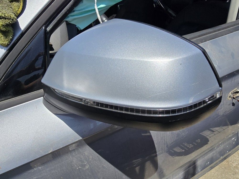 Audi Q5 Door Mirror 