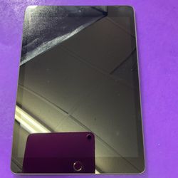 Apple iPad 7th Generation Wi-Fi + Cellular (Model A2200)