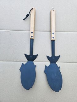 Fish-Shaped Silicone Spatula BBQ Set of 2