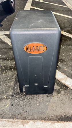 Sliding gate opener