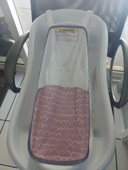 Baby bathtub
