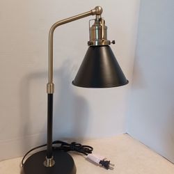 New Industrial Modern Black Arcadia Colection Desk Lamp 