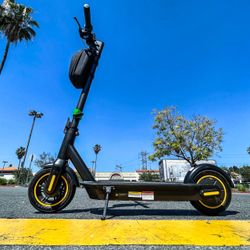 Electric scooter