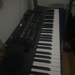 Yamaha electric keyboard