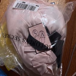 Victoria secret Slipped Sz Large 