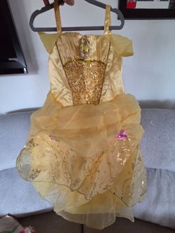 Belle costume size 5/6
