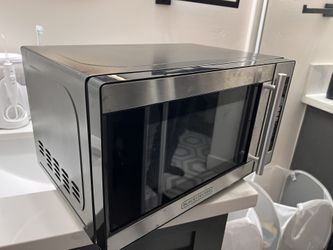 Black +Decker Microwave