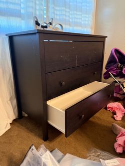 Free dresser