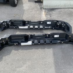 Ford Bronco Rear Bumper , Local Pickup Only , $250 Without Bracket , $300 With Bracket 