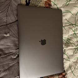 Apple MacBook Pro 15
