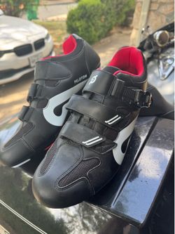 Size 12 Peloton riding shoes