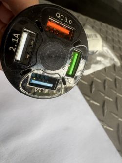 4 USB CAR CHARGER