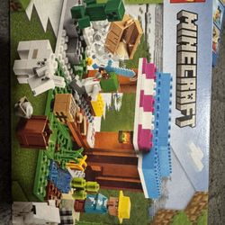 Lego Minecraft Set