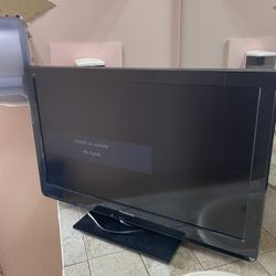 32” Panasonic TV