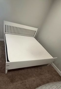 White Wood Bed Frame with Slatted Headboard