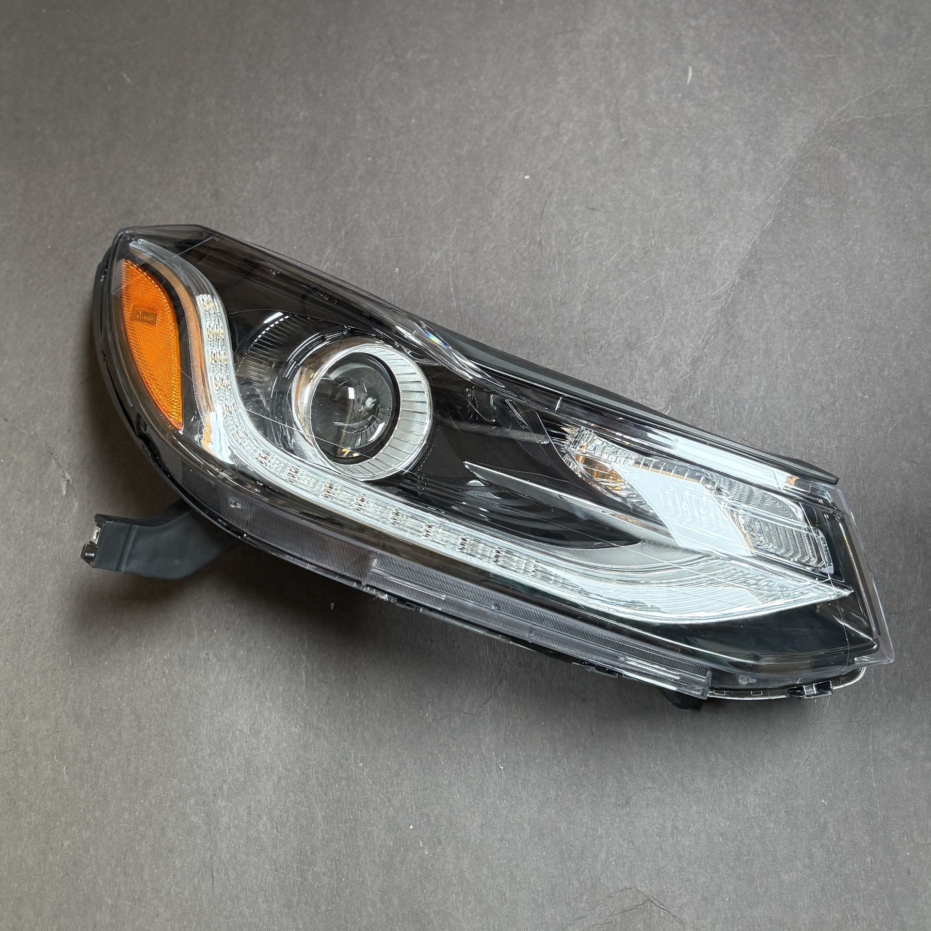 Passenger Headlight Headlamp LED DRL 2017-2022 Chevy Trax Projector Right Side