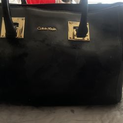 calvin klein black purse 