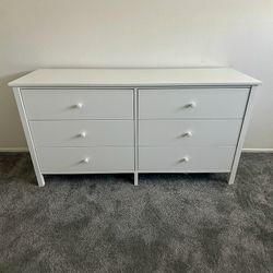 White IKEA Kilberget 6-Drawer Dresser