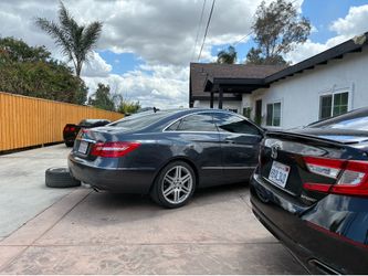 All 4 rims 19 inch 5 lugs AMG Mercedes rims came off  on my Mercedes E500 coupe