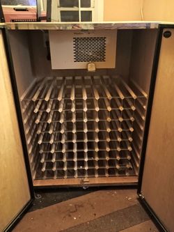 Vinotemp wine cellar