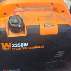 2350 Watt Quiet Generator