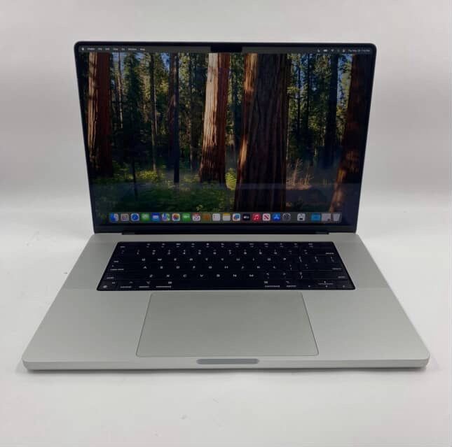 2023 Apple MacBook Pro 16”