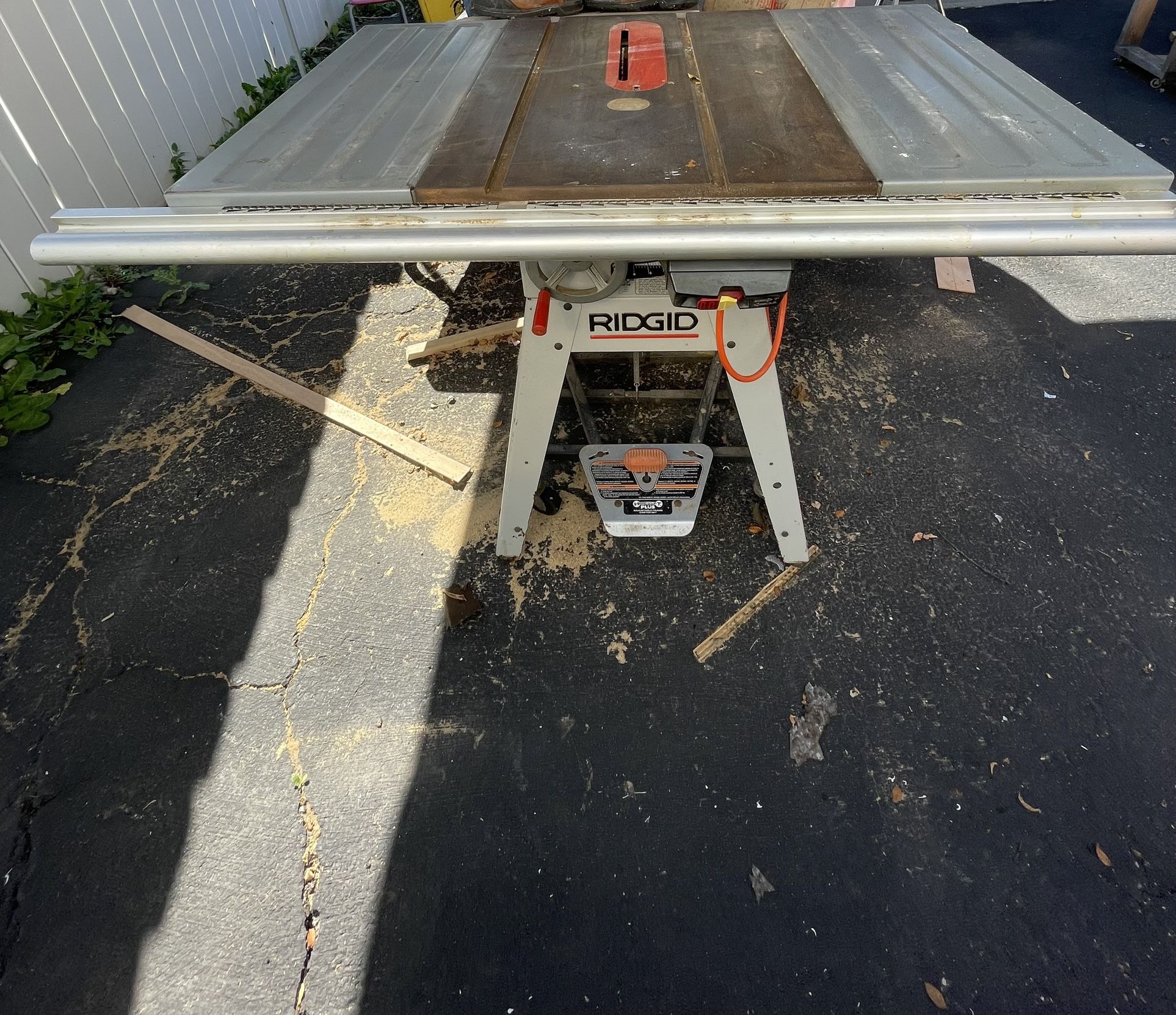 Ridgid Table Saw