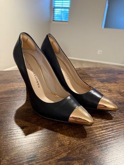 Chinese Laundry Black Gold Cap-Toe Pumps