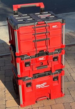 Milwaukee Pack Out, with 3 Trays