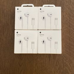 4 USB-C EarPods 