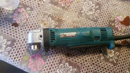 Makita 4amp 3/8" right angle drill