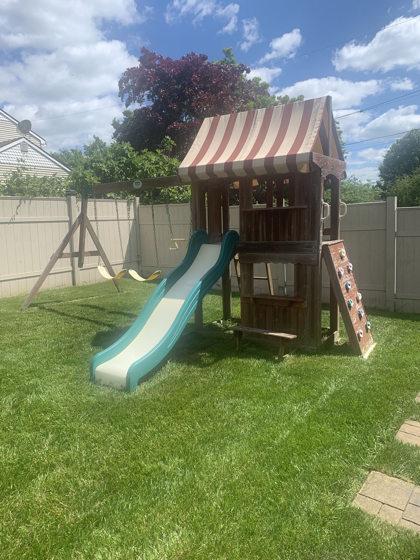 Swing/ Play House