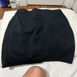 H&M black mini skirt