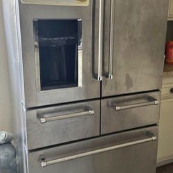 KitchenAid 25.8 cu.ft. 36" Multi-Door Freestsnding Refrigerator with Platinum